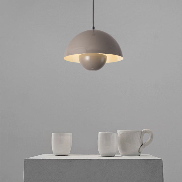 BowLift | Modern Pendant Lamp with Plant Accent and Aurora Effect