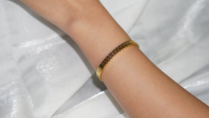 WealthMagnet Bracelet – Luxury Bracelet for Success Bowlift