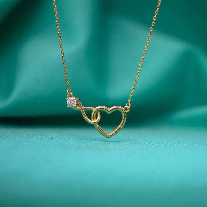 HeartBond Necklace – Timeless Jewelry of Connected Love Bowlift
