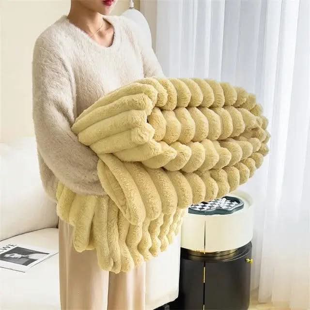 BowLift | Soft Textured Blanket for Bed and Sofa Comfort