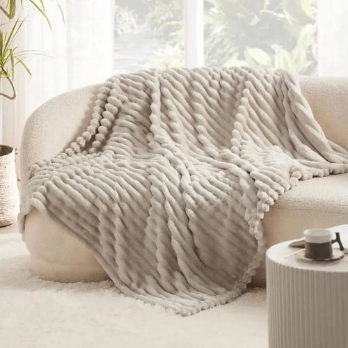 BowLift | Soft Textured Blanket for Bed and Sofa Comfort
