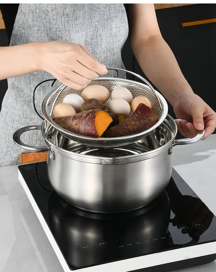 BowLift | Stainless steel steam insert with handle