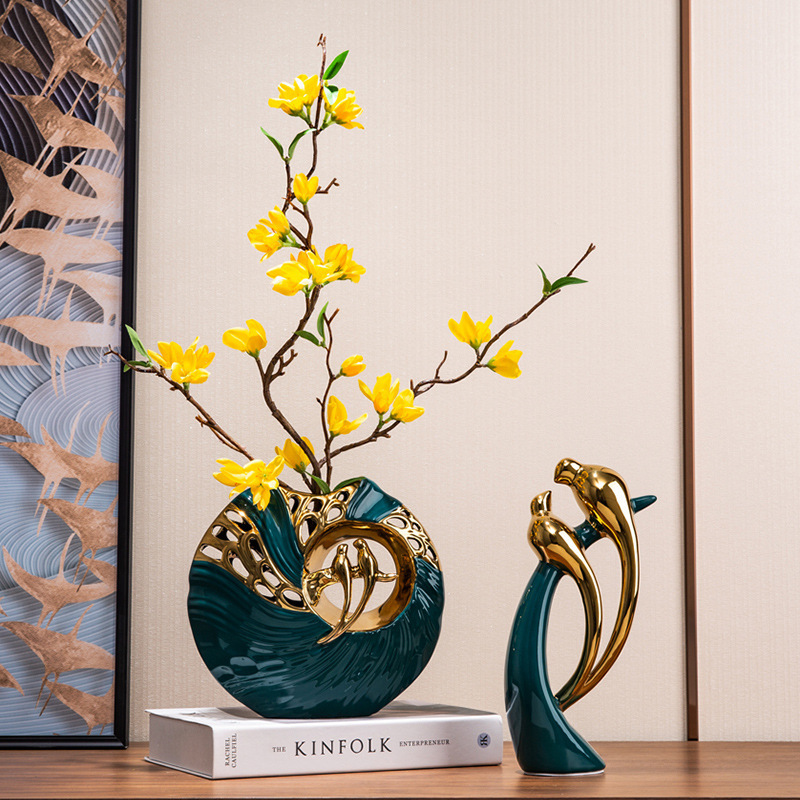 BowLift | FormaLuxe Ceramic Sculpture – Handmade modern decoration