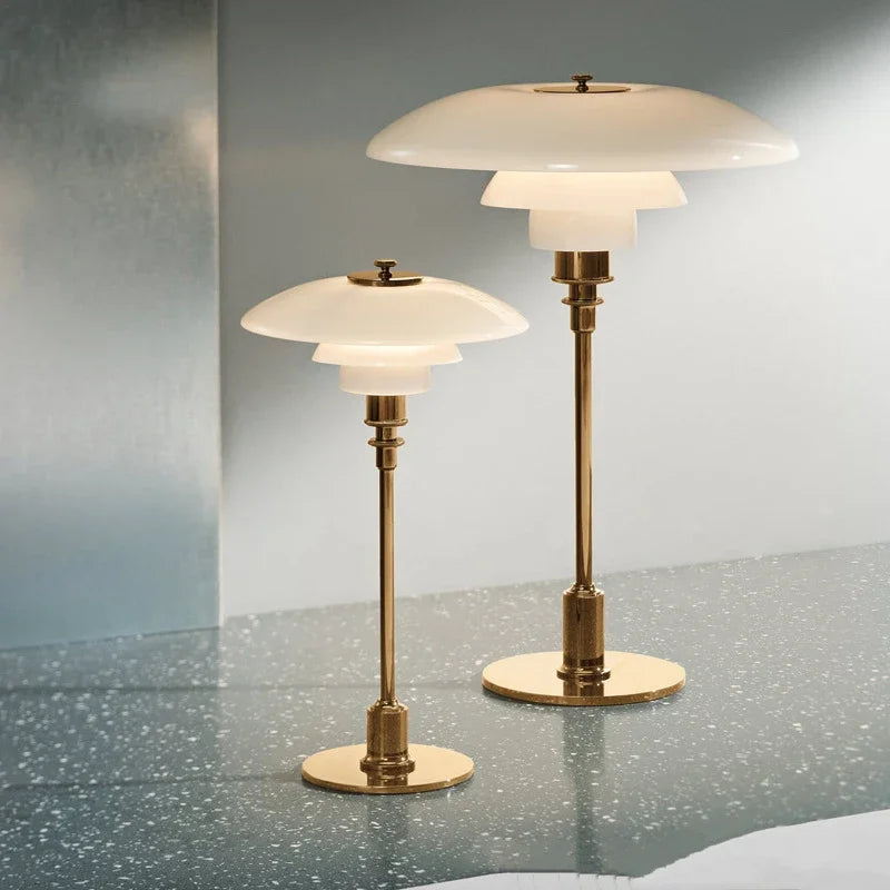 Nordic desk lamp made of glass – Minimalist LED desk light, modern and elegant, ideal for office and living spaces | Bowlift