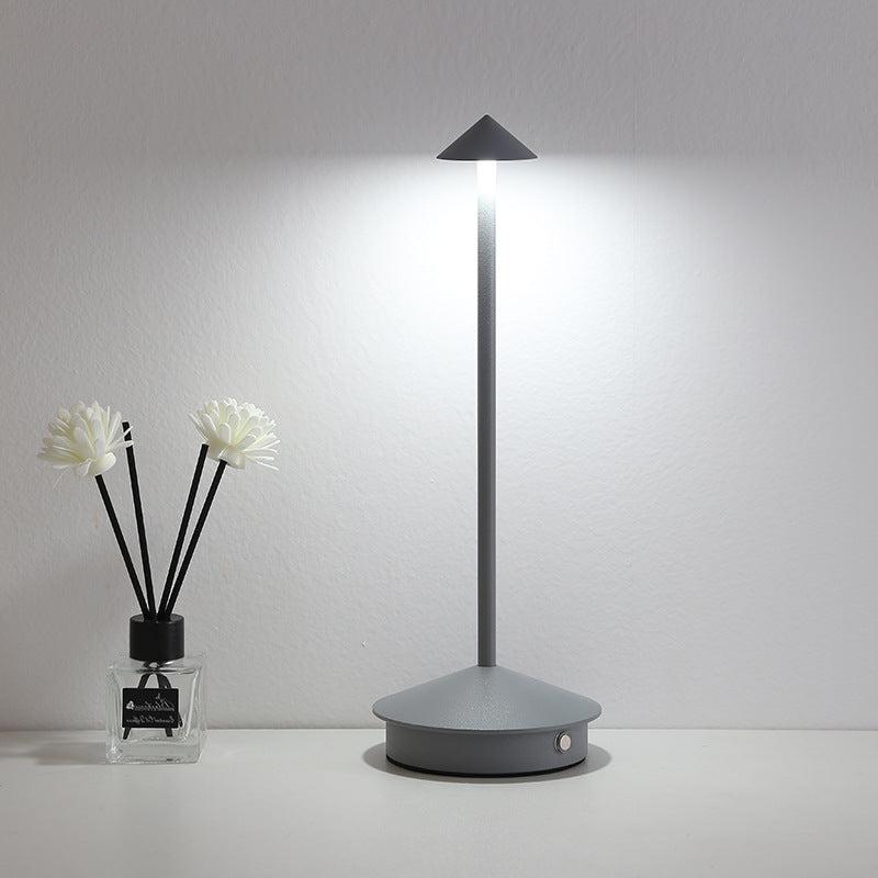 BowLift | Portable table lamp - Cordless lamp inspired by dimmable Pina Pro
