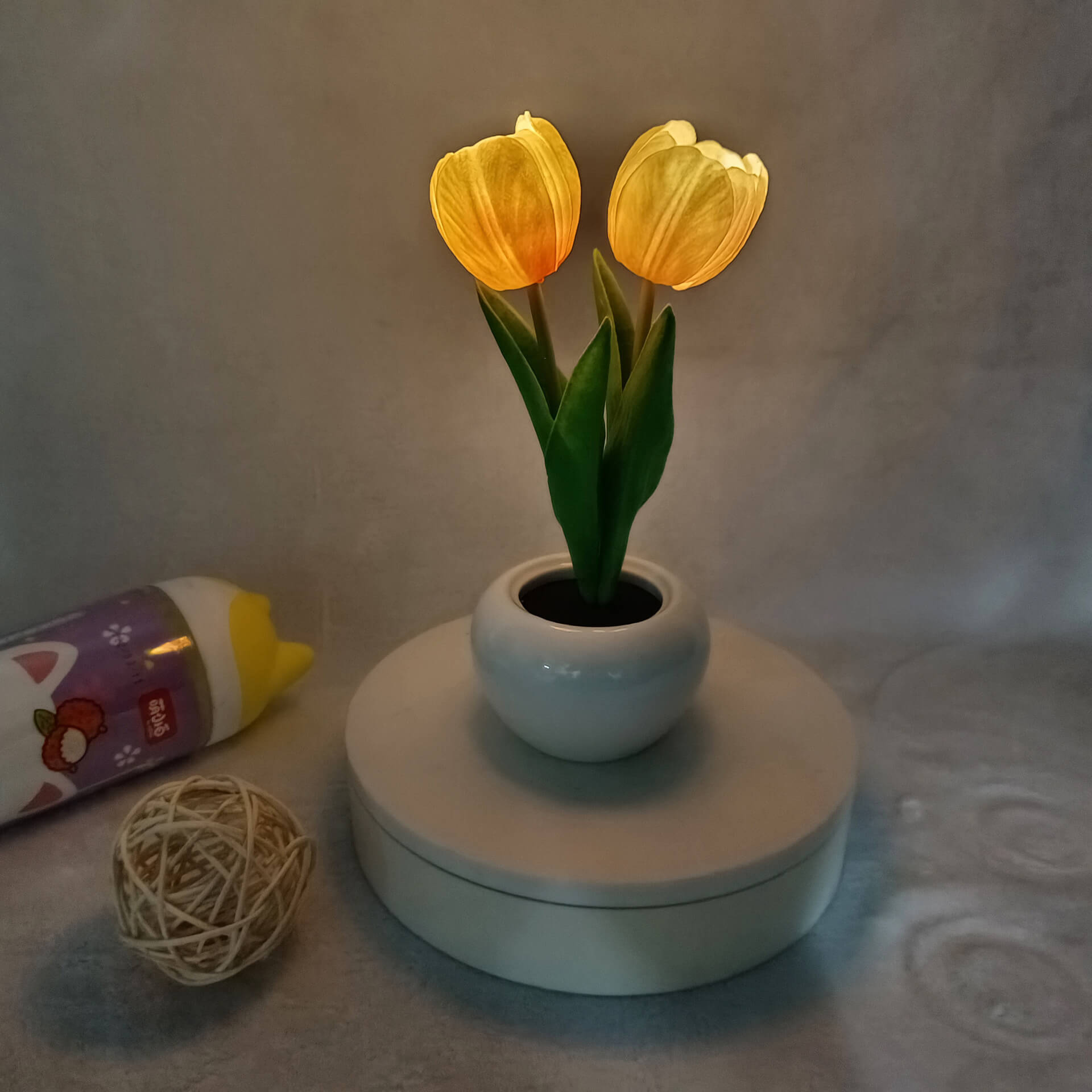 BowLift | Modern Creative Simulation Tulip Peony LED Night Light Table Lamp
