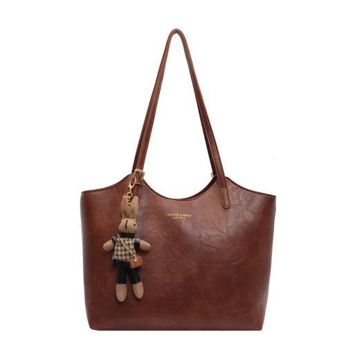 BowLift | Mirella | Classic Women’s Shopper Bag with Charm – Elegant, Spacious & Timeless