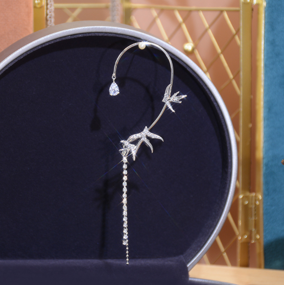 BowLift | Swallow Tassels Earrings
