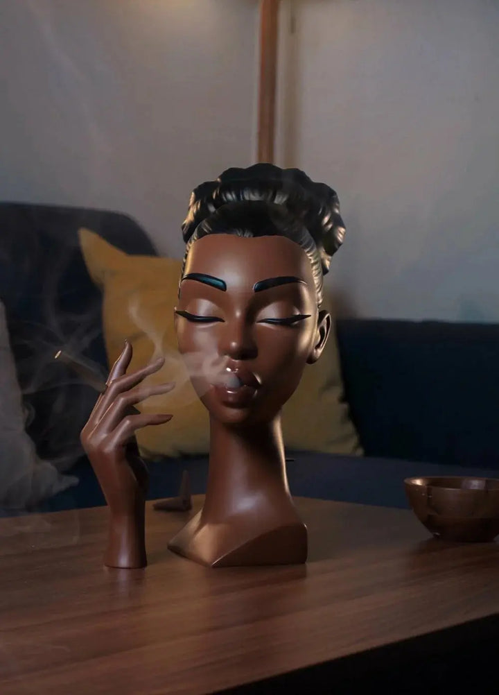 BowLift | Elegant Incense Holder in the Form of a Black Woman's Head