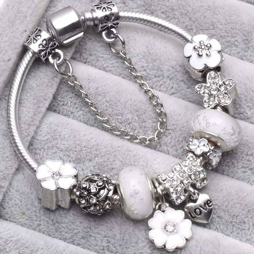 BowLift | Nature-Inspired Design for Women
