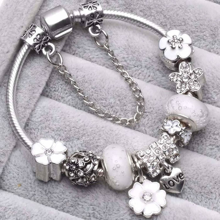 BowLift | Nature-Inspired Design for Women