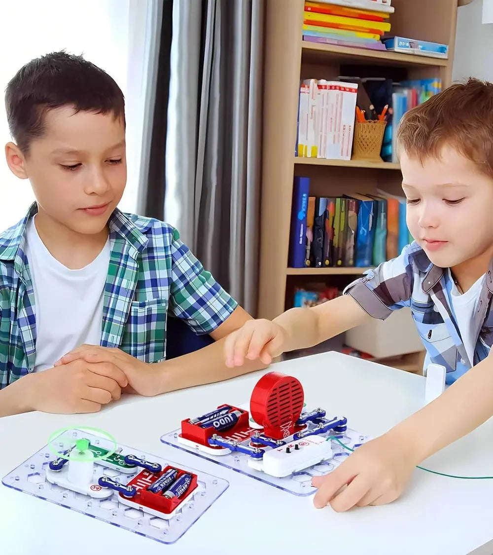 BowLift | Electronic Learning Construction Set – Creative Play for Young Inventors