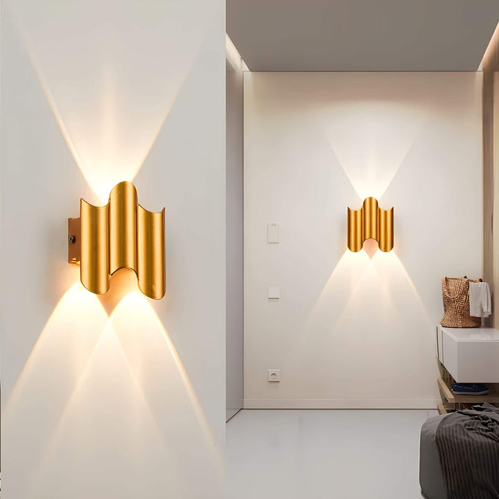 BowLift | Aluminum Wall Lamp