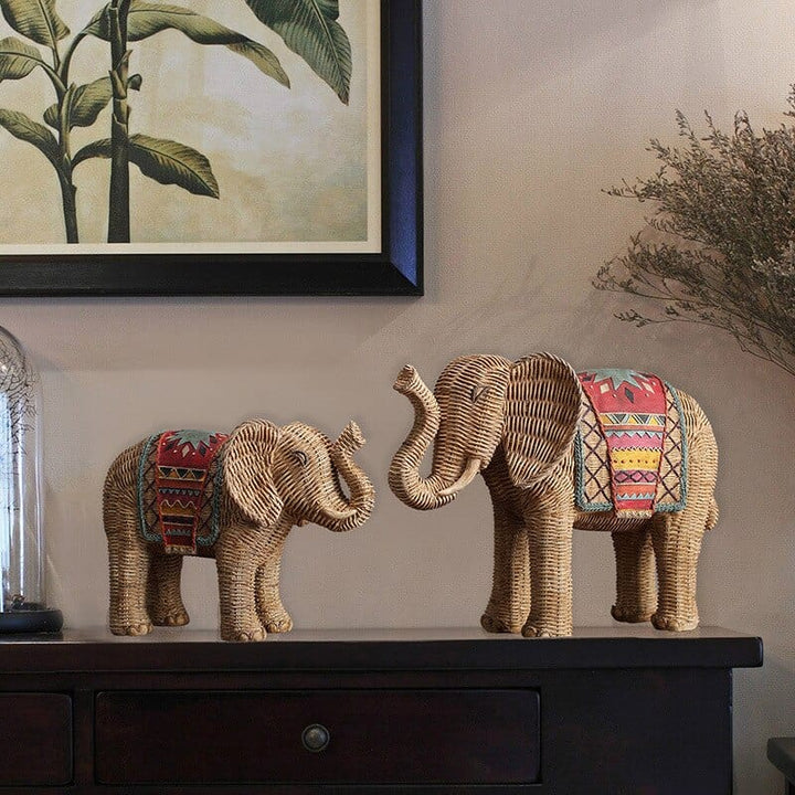 Elephant Rattan Statue Bowlift