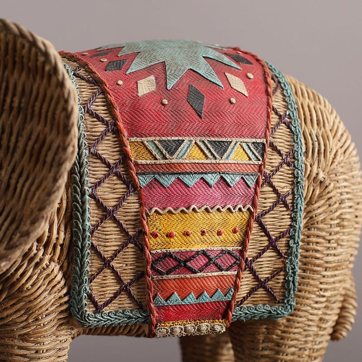 Elephant Rattan Statue Bowlift