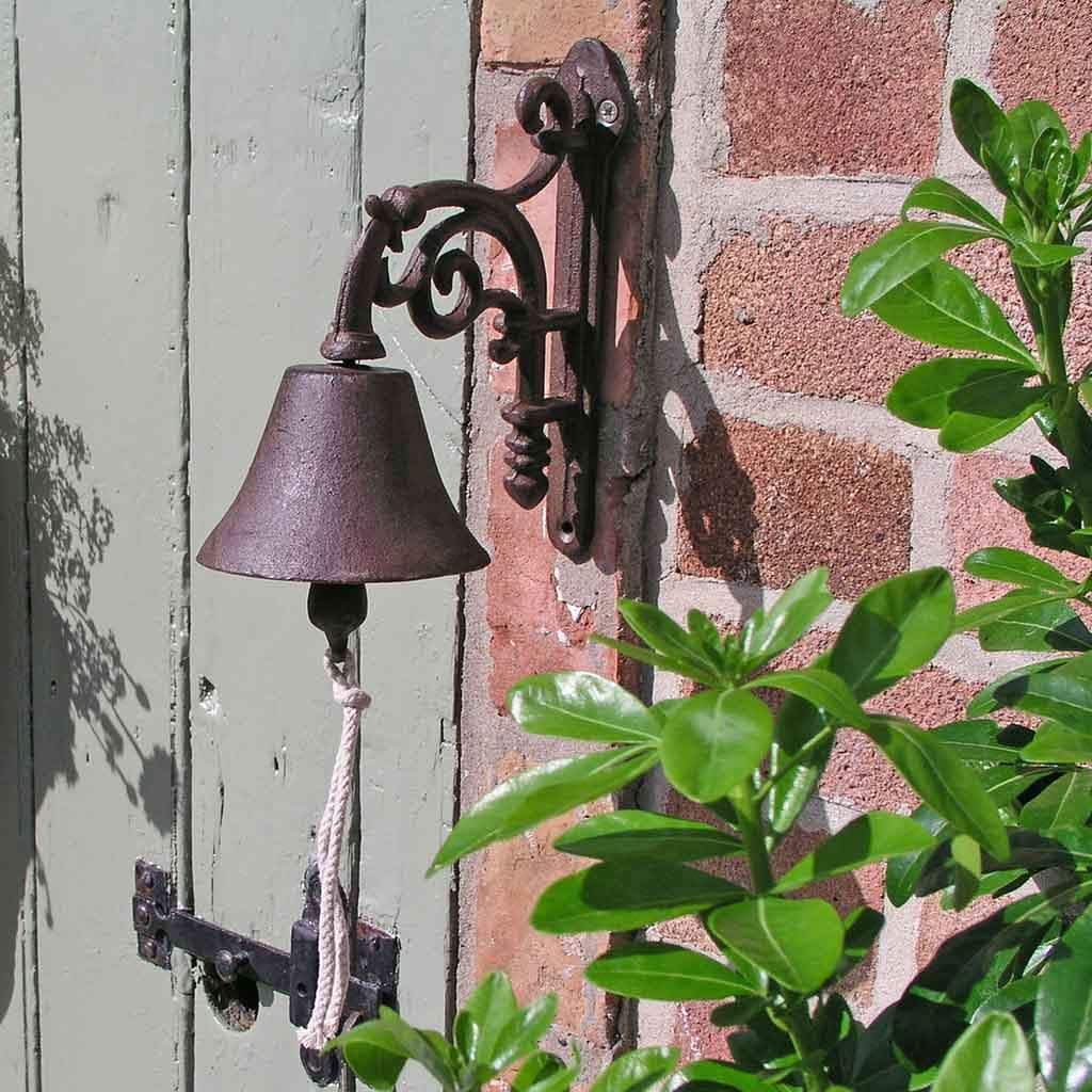 BowLift | Classic cast iron doorbell in vintage style for stylish entrances