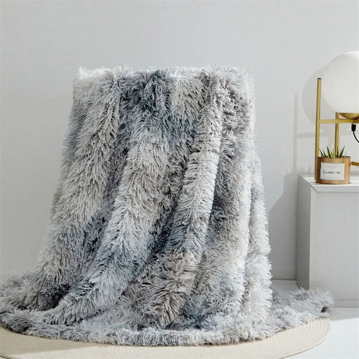 BowLift | Soft artificial fur blanket with velvet-like warmth