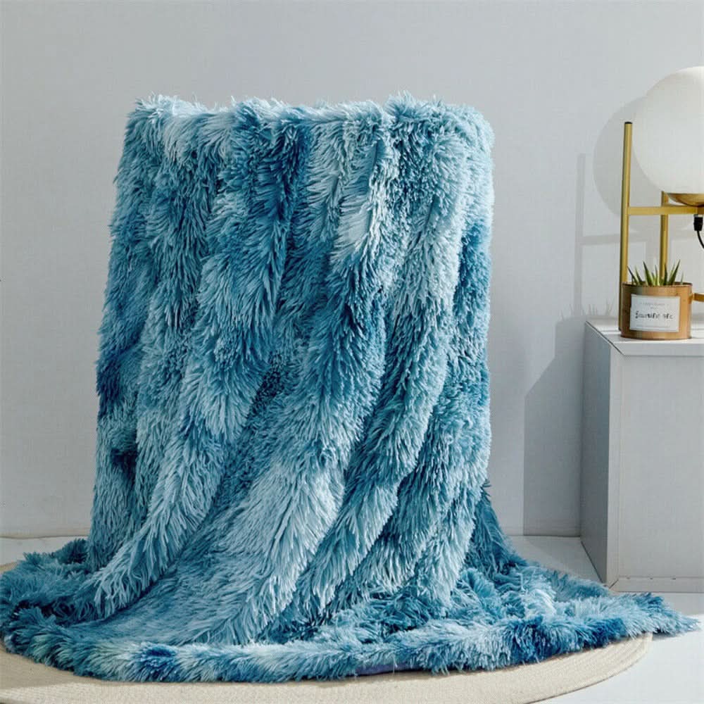 BowLift | Plush Faux Fur Blanket with Silky Touch & Elegant Fall