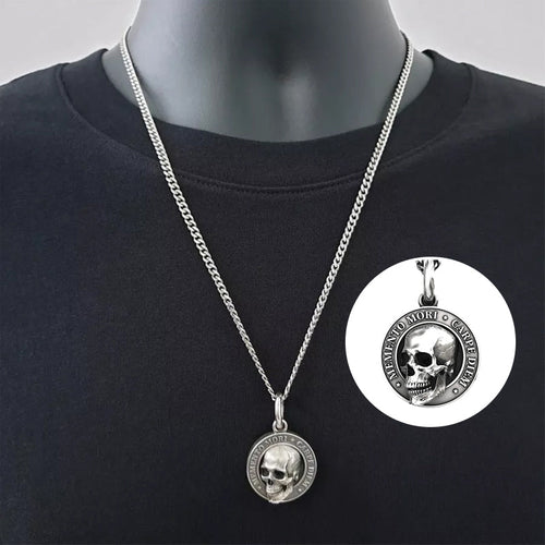 BowLift | Skull Necklace Made of Titanium Steel
