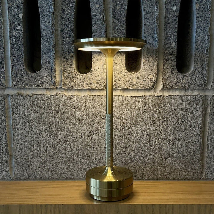 BowLift | Wireless light for an elegant interior