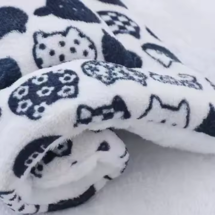 Washable dog blanket soft non-slip ideal for sofa bed and car Bowlift