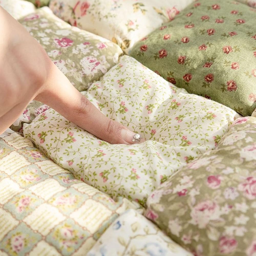 BowLift | Floral Bloom Quilted Sofa Cover