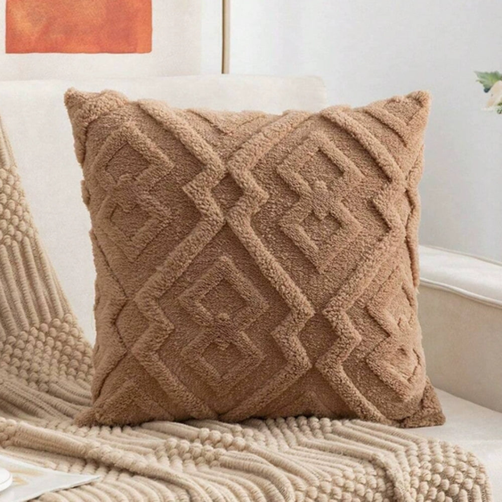 BowLift | Fuzzy Diamond Pattern Cushion Cover