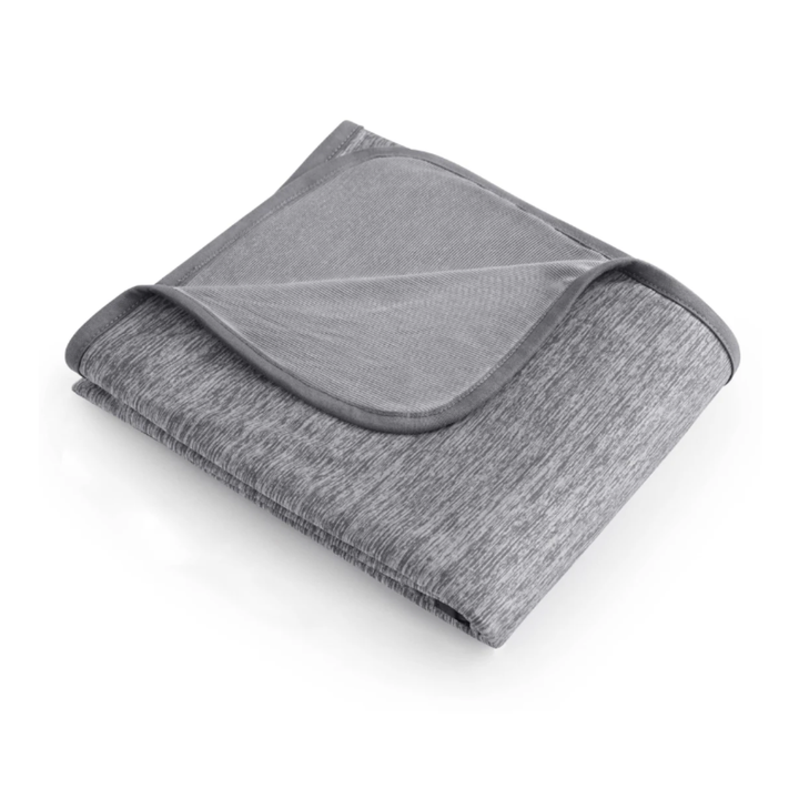 BowLift | Lightweight Cooling Blanket with Breathable Comfort Layer