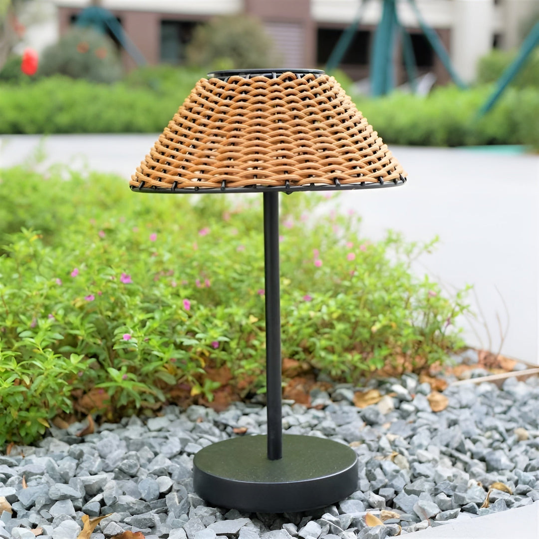 BowLift | Elegant GardenWoven Solar Table Lamp - Weather Resistant & Energy Efficient