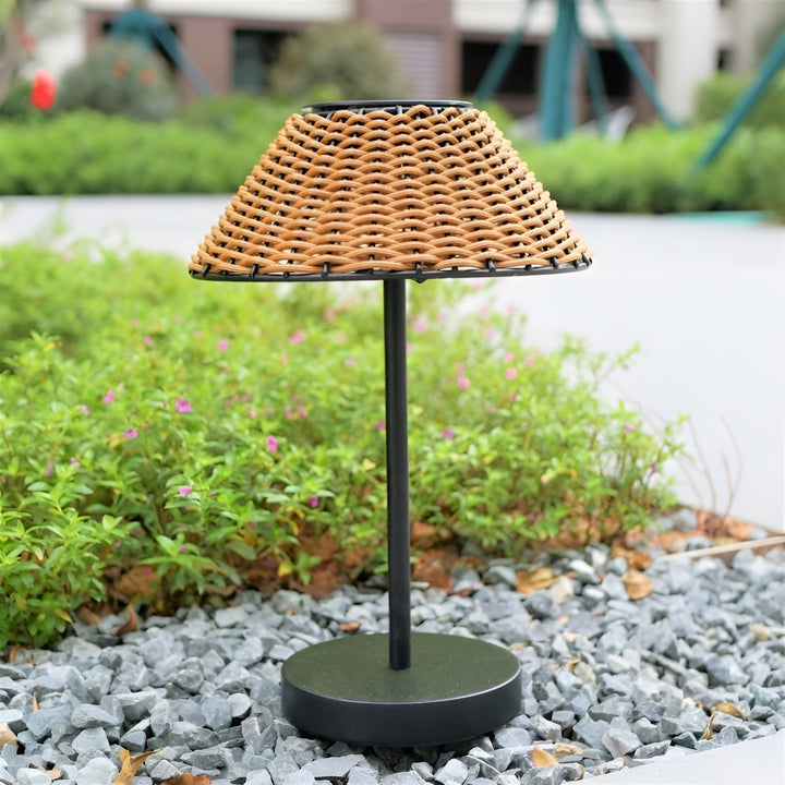 BowLift | Elegant GardenWoven Solar Table Lamp - Weather Resistant & Energy Efficient
