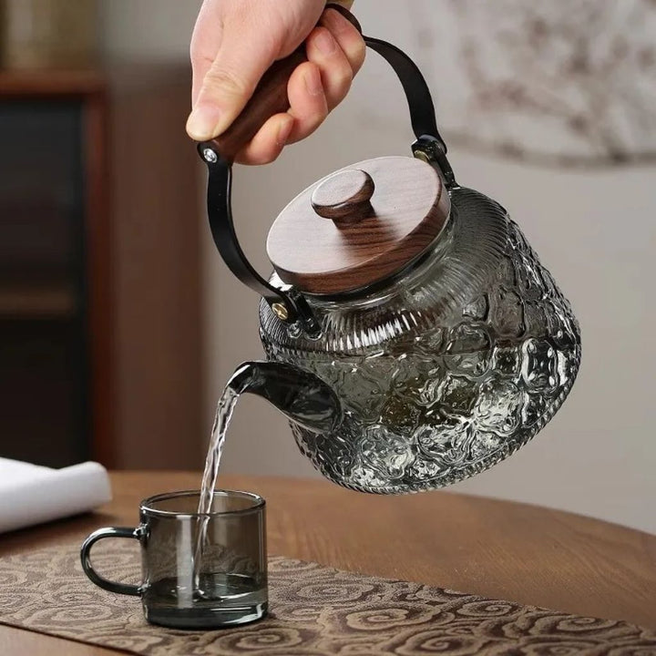 BowLift | Zoie Glass Teapot with Infuser – Heat-Resistant 1000ml Borosilicate Kettle with Wooden Handle