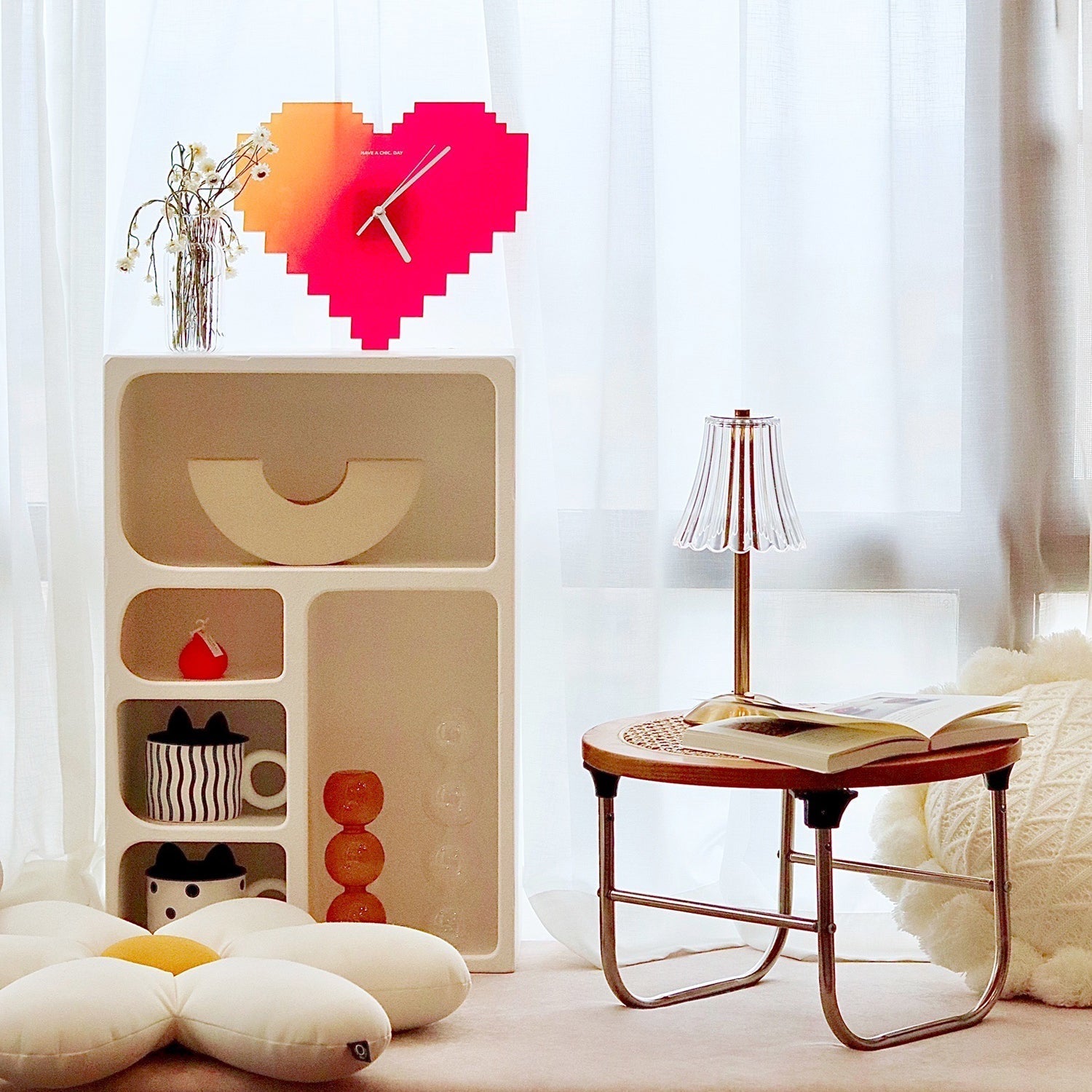 BowLift | RadiantGold – Elegant Portable Table Lamp