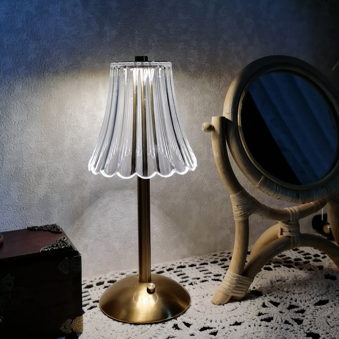 BowLift | RadiantGold – Elegant Portable Table Lamp