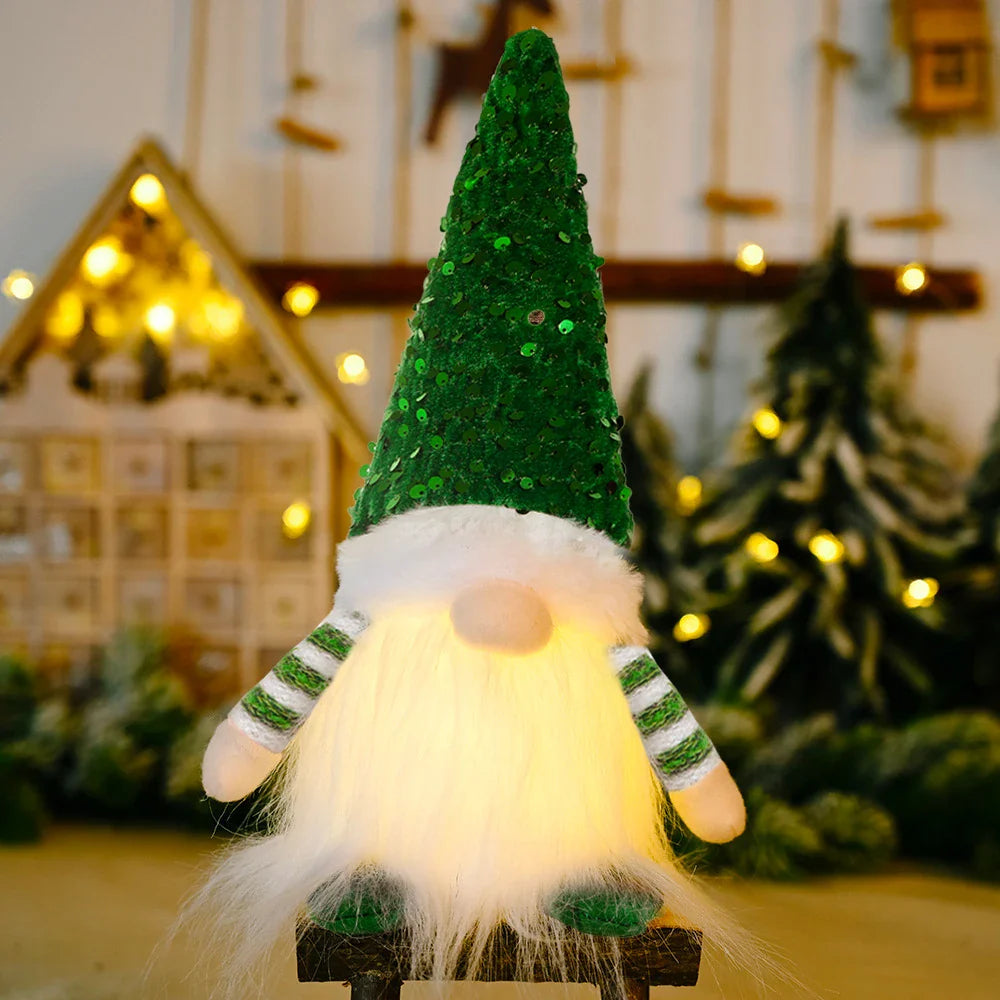 BowLift | Gloeiende Gnome Kerstboomversiering – Handgemaakte Decoratie met Warm LED-licht