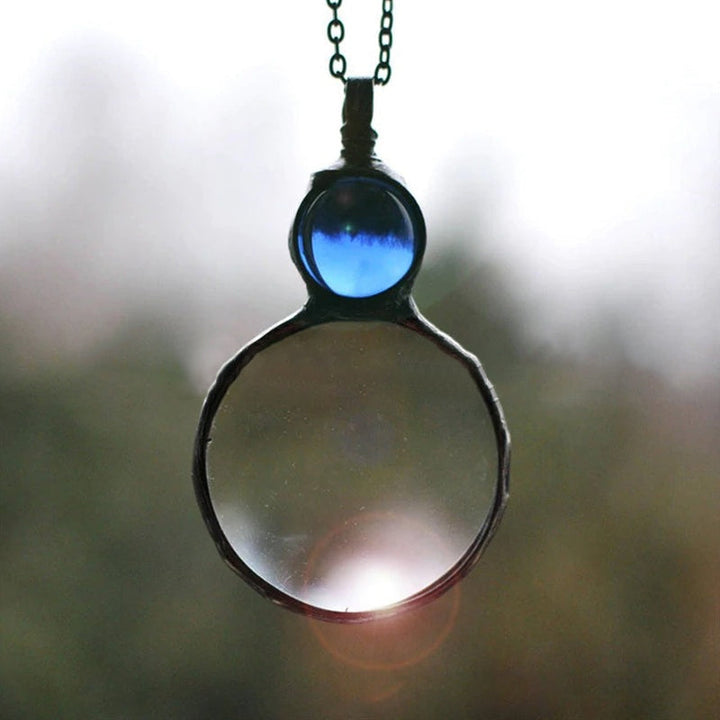 BowLift | Magnifying necklace