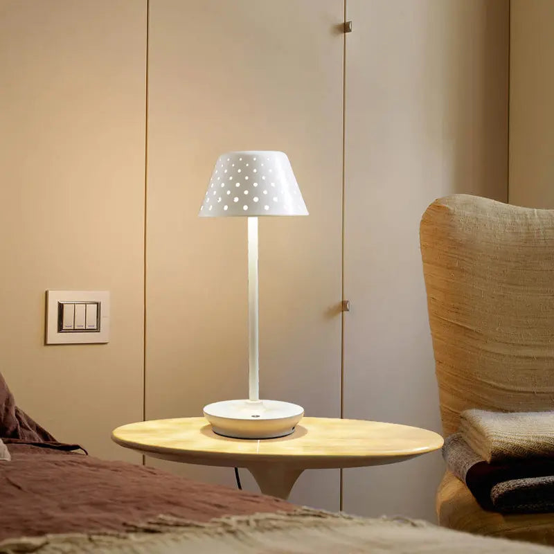 LuxeGlow – Portable LED Table Lamp for Modern Interiors Bowlift