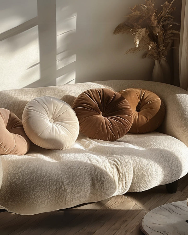 BowLift | Round Cushion in Modern Design