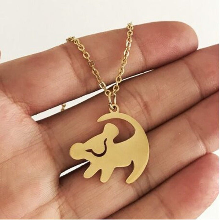 BowLift | Matata Lion King Necklace Model Simba
