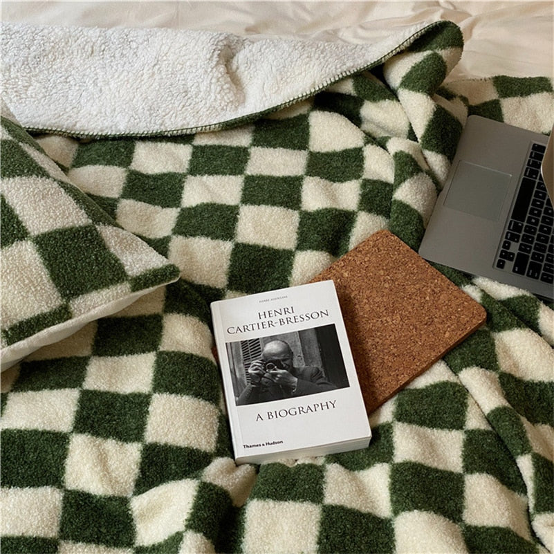 Plain Checkerboard Throw | Bowlift