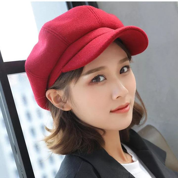 RetroChic Beanie – Vintage Winter Style and Comfort Bowlift