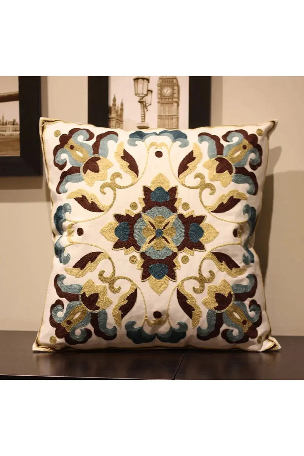 Flower cushion cover | Bowlift