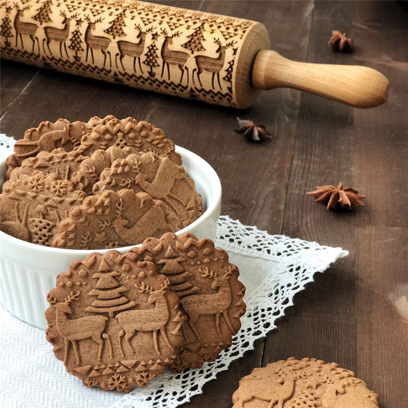 BowLift | Embossed Rolling Pin Christmas Roller | Handmade from Beech Wood | Christmas Designs & Cookie Cutters