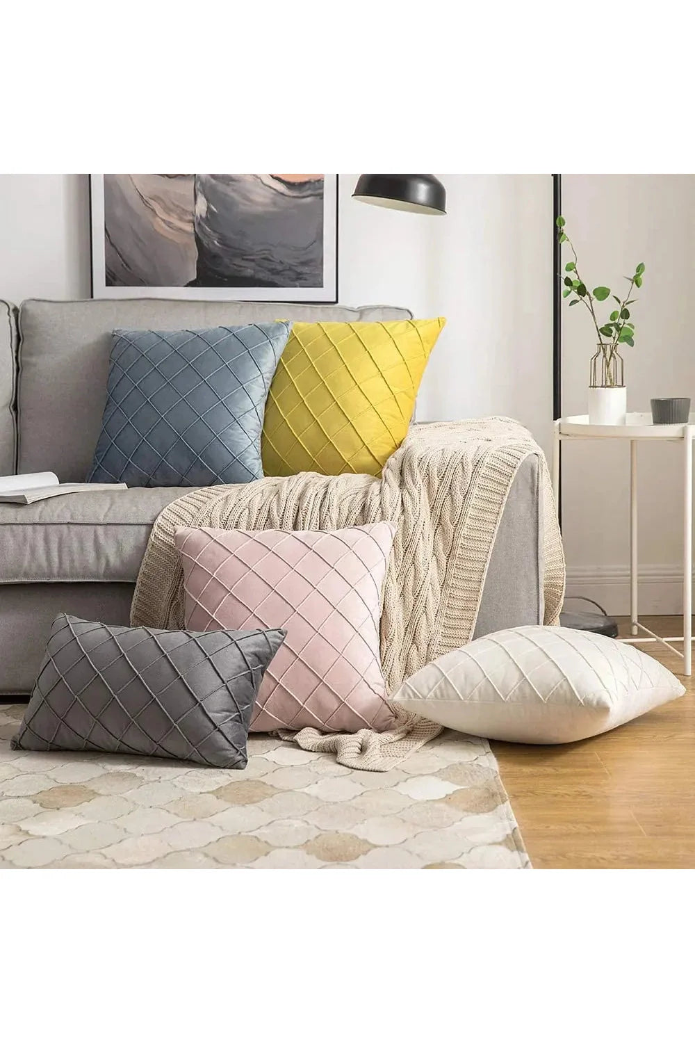 Velvet Decor Pillowcase | Bowlift