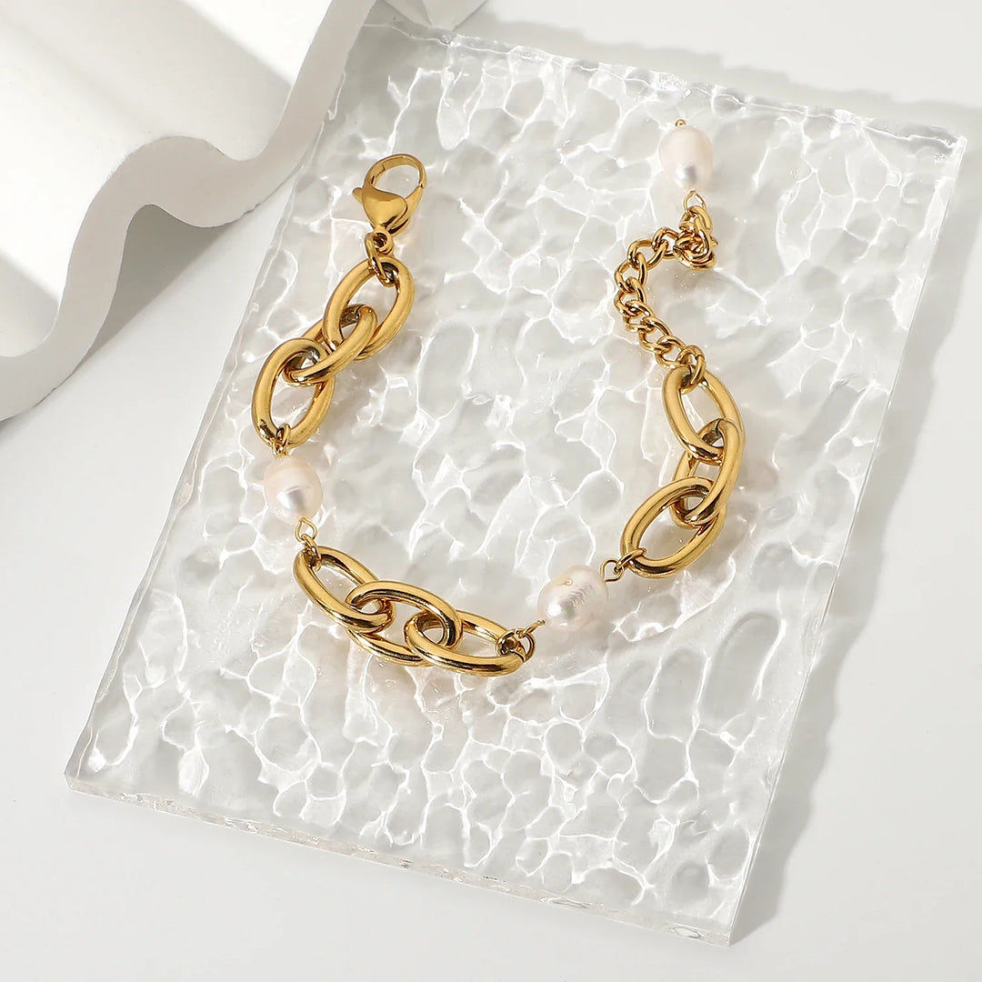BowLift | 18k Chunky Paperclip Pearl Accented Bracelet