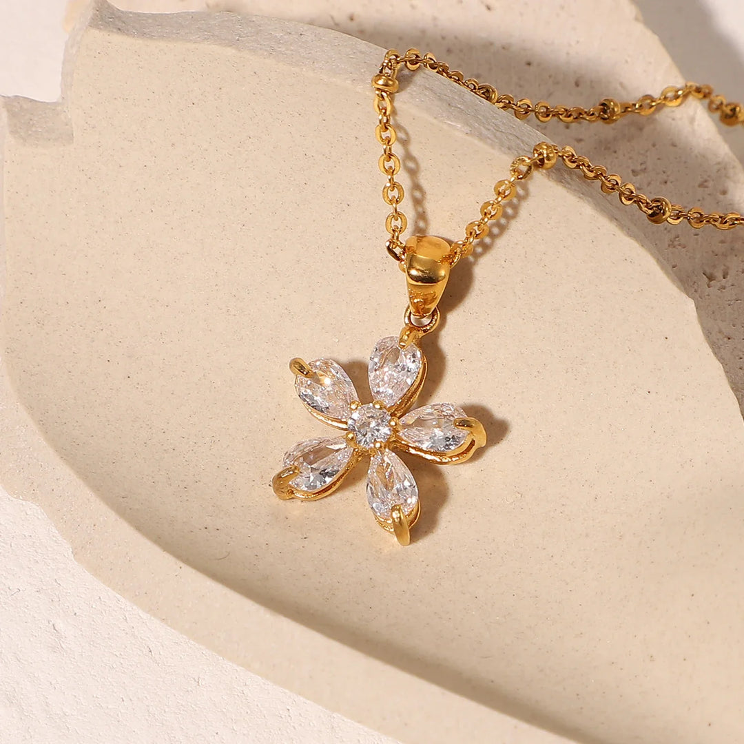 BowLift | 18k Diamond Five Petal Flower Necklace