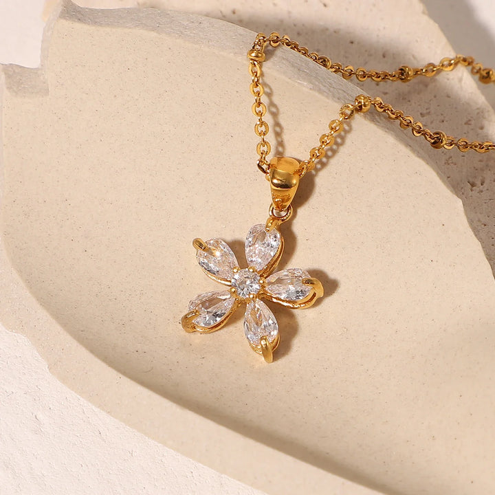 BowLift | 18k Diamond Five Petal Flower Necklace