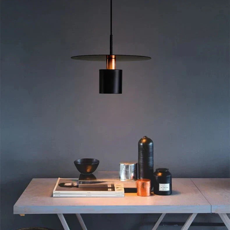 BowLift | Designer Lamp in the Form of a Line