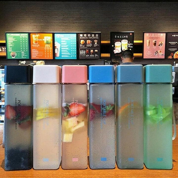 BowLift | Transparent Square Classy Water Bottle Thermos