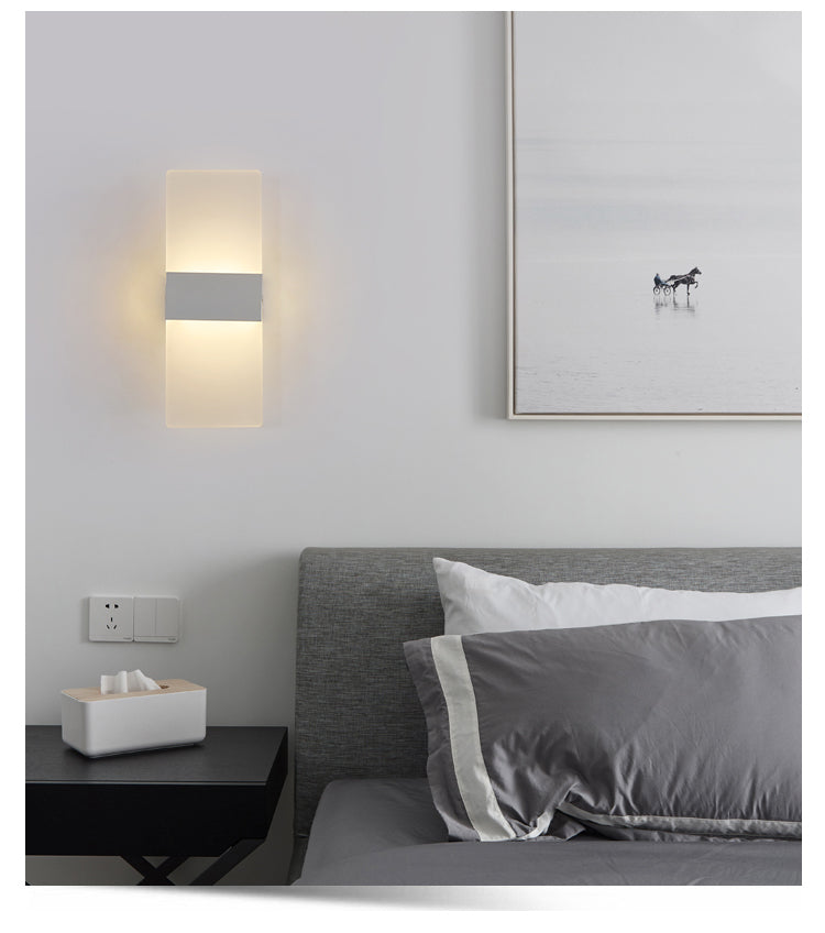 BowLift | SoftBeam – Streamlined Wall Lamp Perfect for Bedrooms