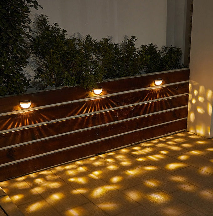 BowLift | NoirRay – Solar Wall Lamp with Elegant Modern Glow